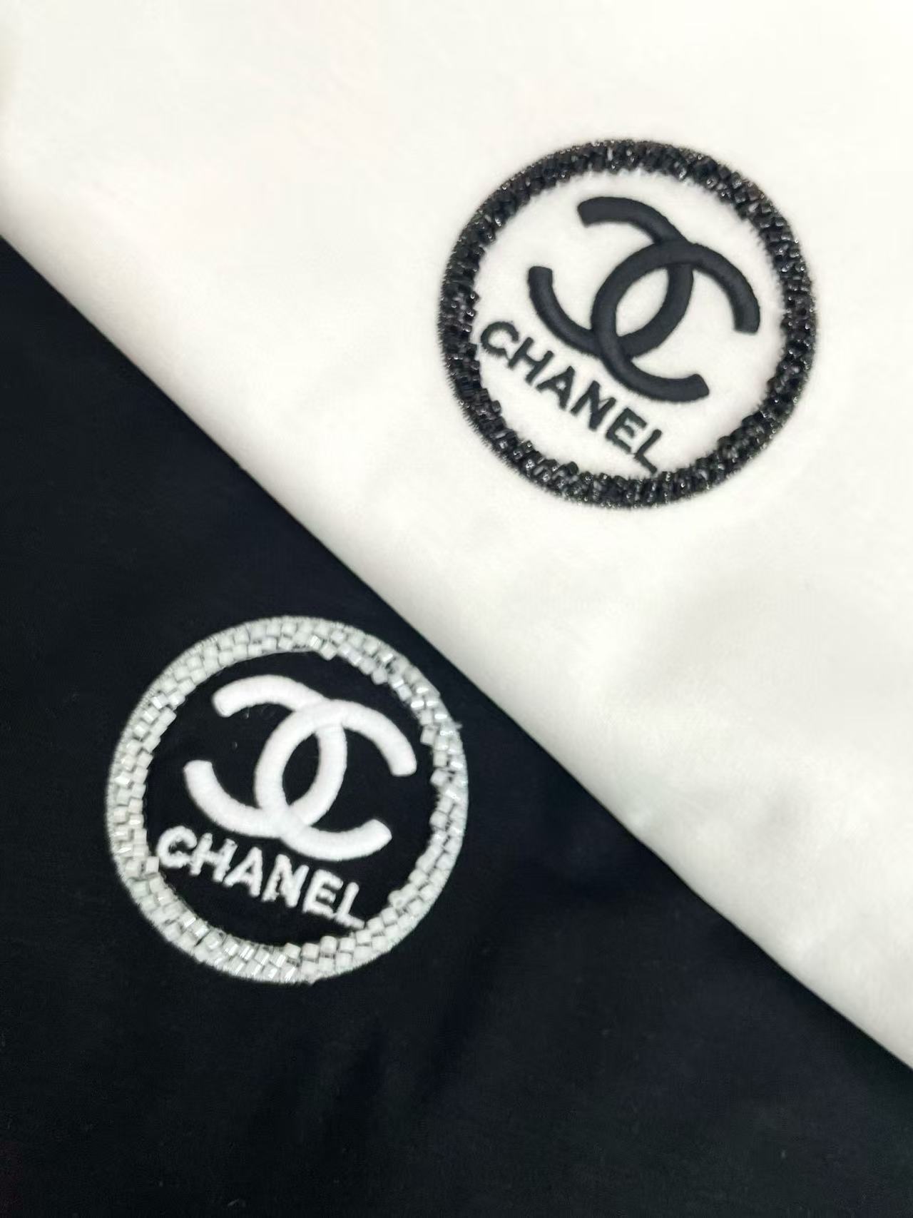 CHANE1 ダブルC 刺繍レターTシャツ【50％割引+送料無料】