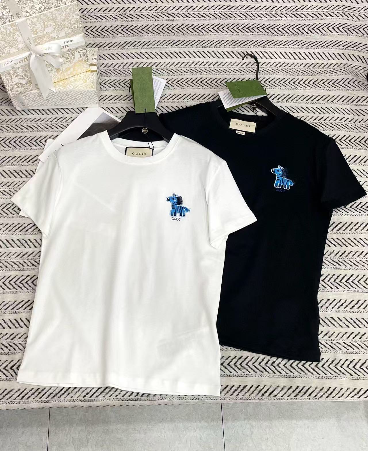 GUCC1 シンプル刺繍ポニーTシャツ【50％割引+送料無料】