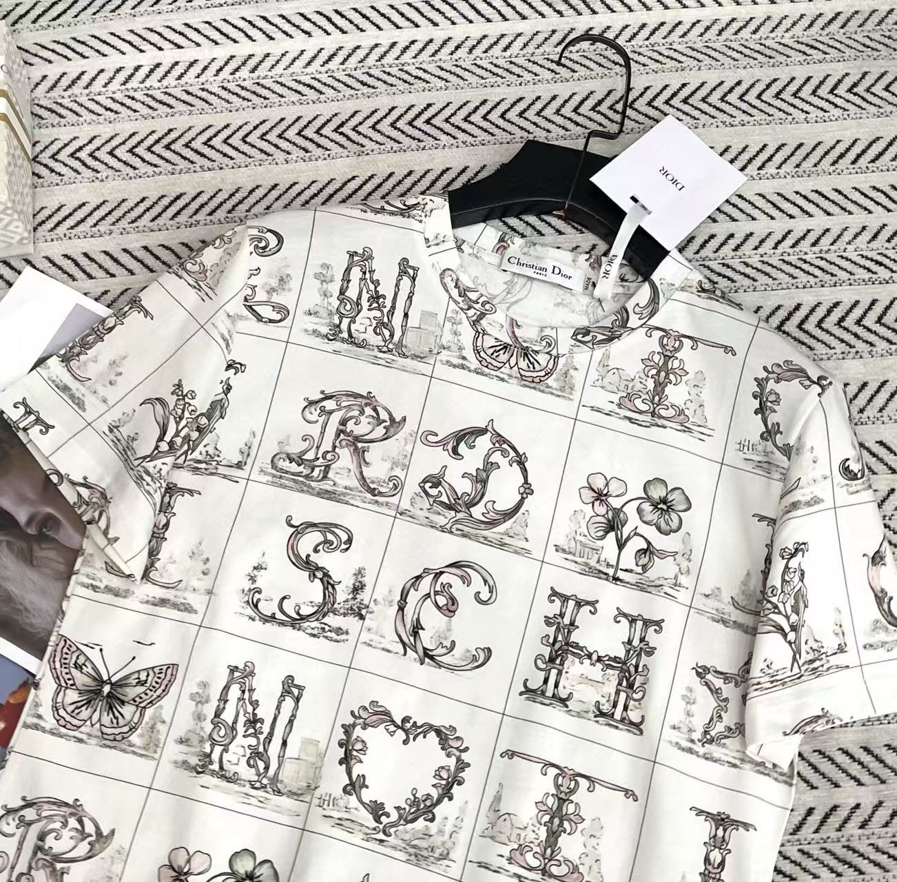 DIOR プリントTシャツ【50％割引+送料無料】