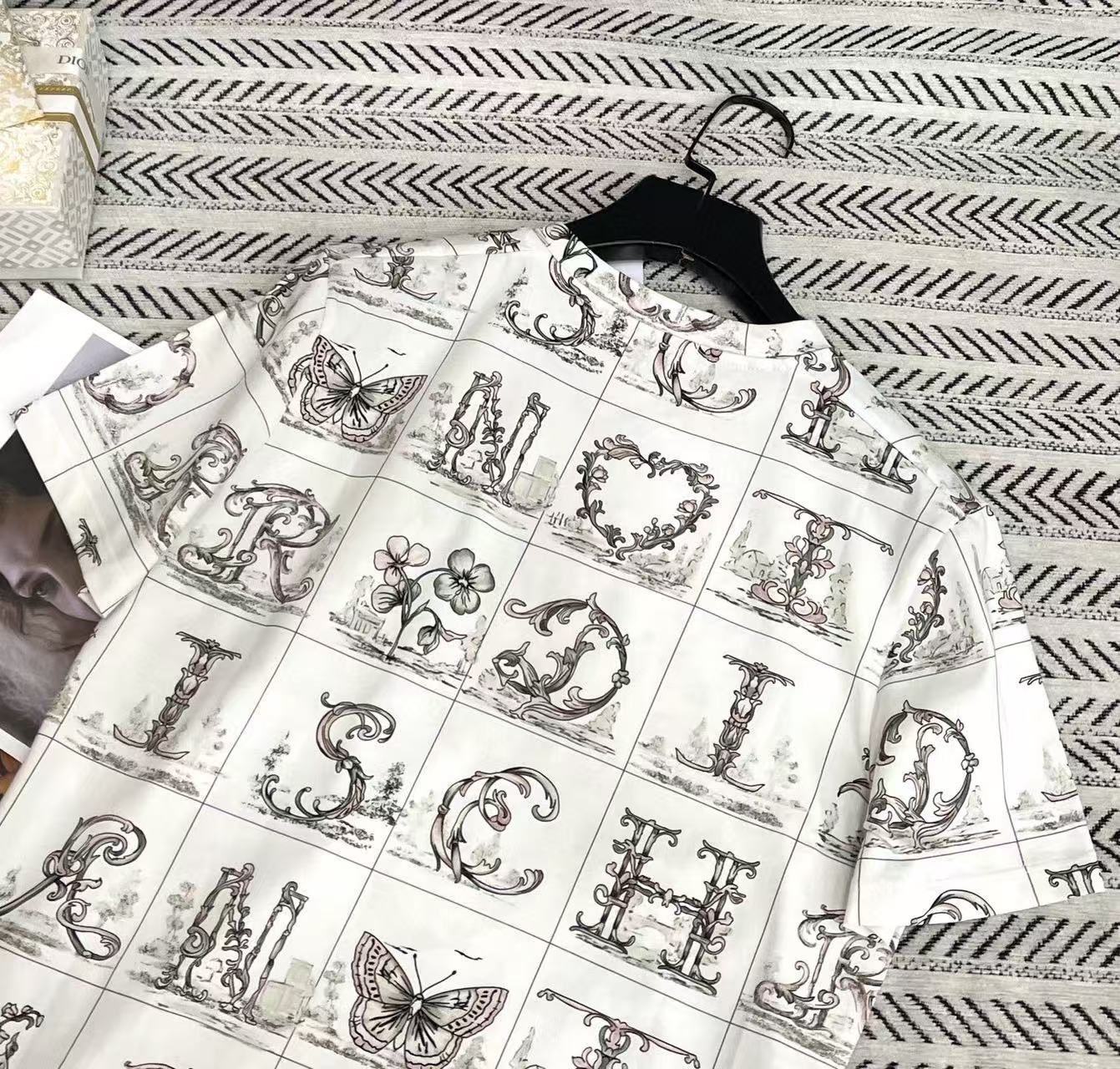 DIOR プリントTシャツ【50％割引+送料無料】