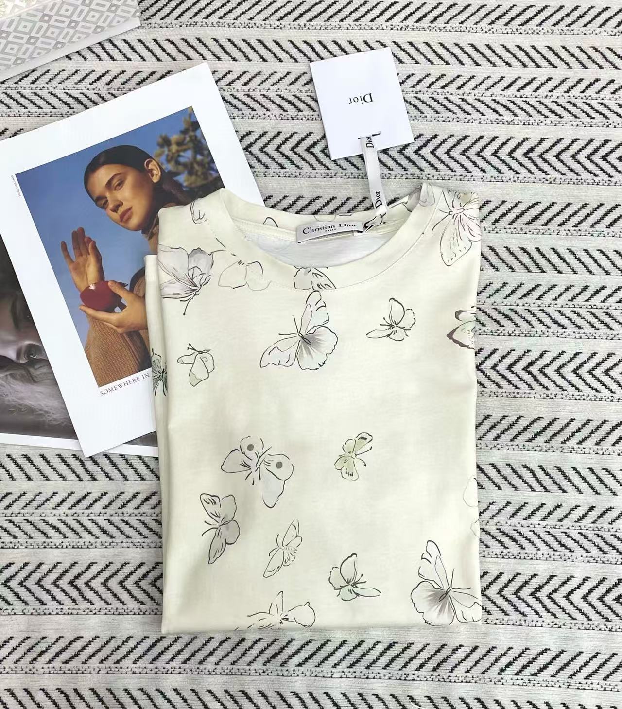 DIOR バタフライプリント Tシャツ【50％割引+送料無料】