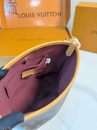 CHANE1 チェーンバケットバッグ【50％割引+送料無料】