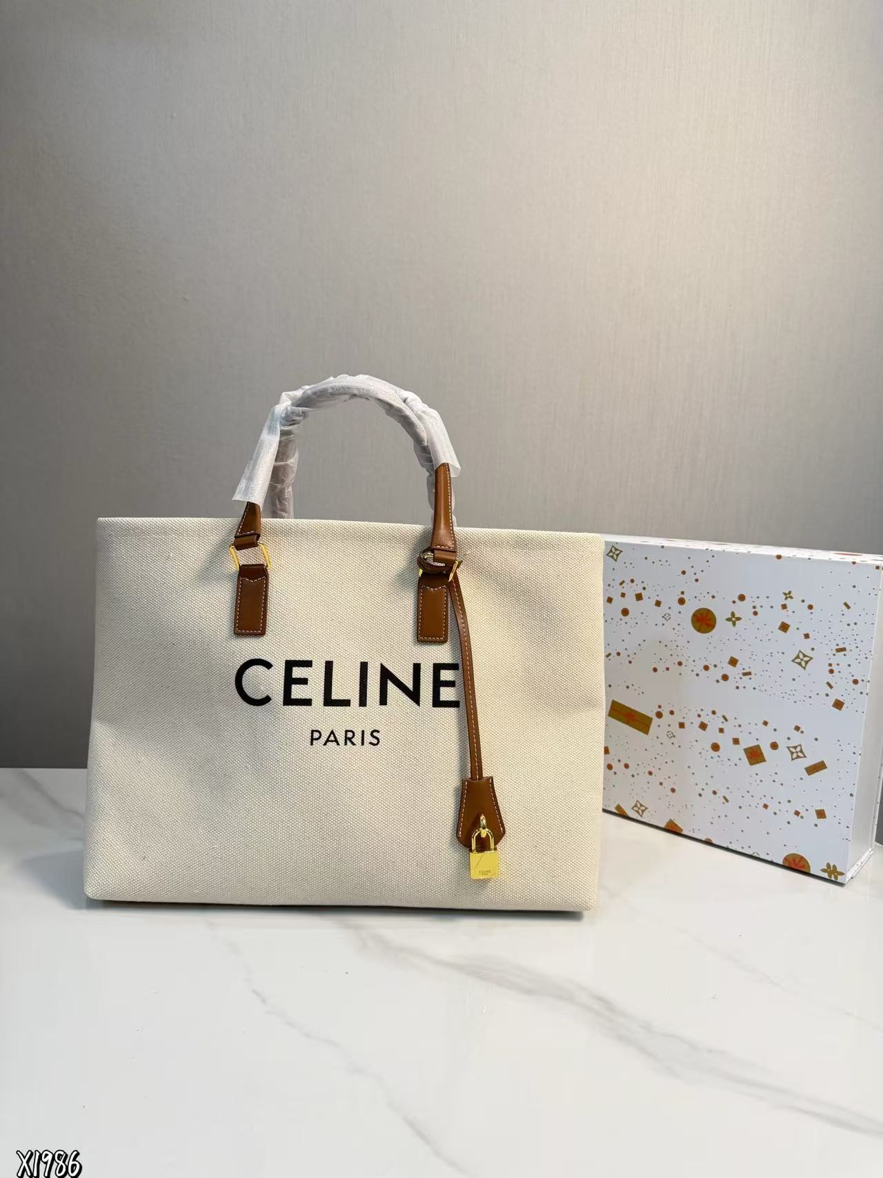 CEL1NE キャンバスレターショッピングバッグ【50％割引+送料無料】