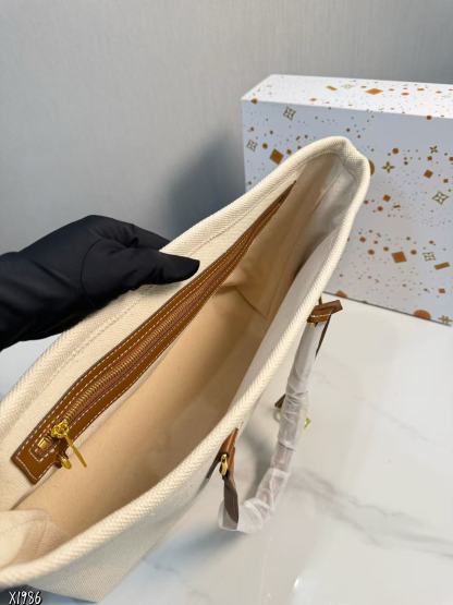 CEL1NE キャンバスレターショッピングバッグ【50％割引+送料無料】