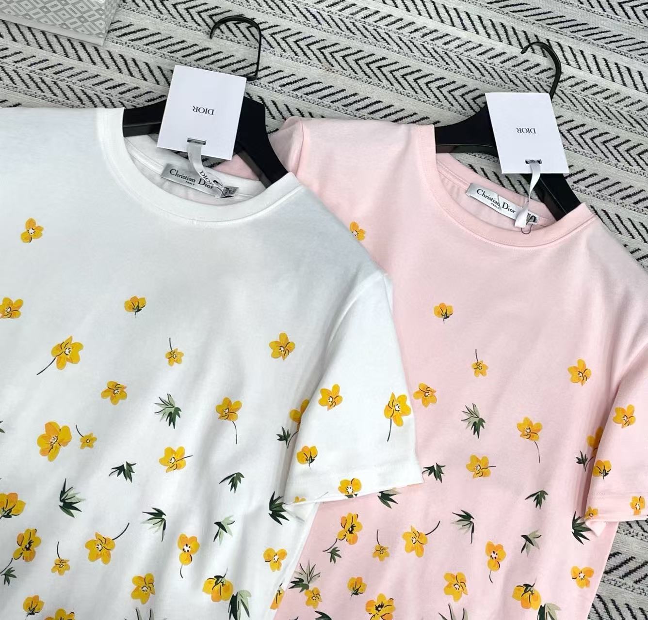 DIOR フローラルビーTシャツ【50％割引+送料無料】