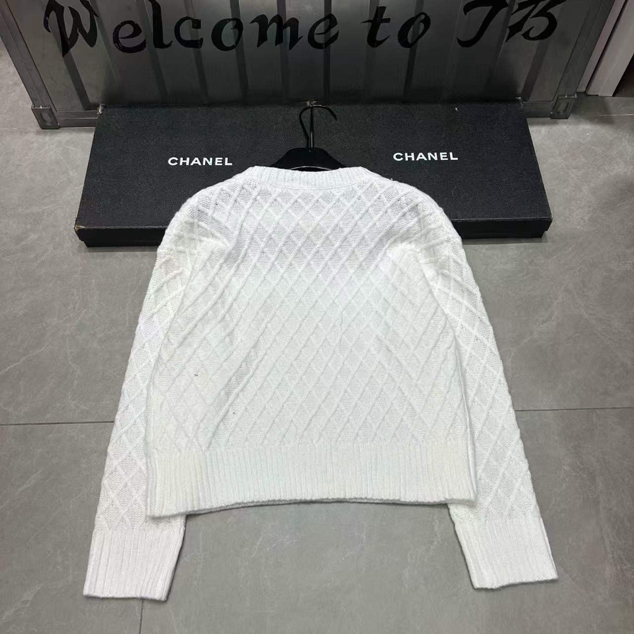 CHANE1 ダブルCチェックウールセーター【50％割引+送料無料】