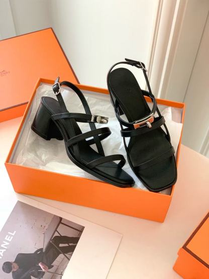 HERME5 高品質ケリーバックルサンダル【50％割引+送料無料】