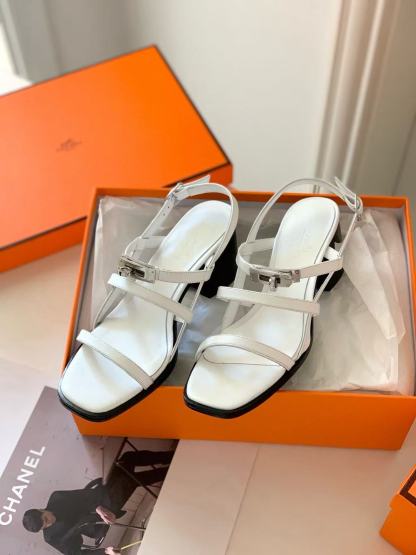 HERME5 高品質ケリーバックルサンダル【50％割引+送料無料】