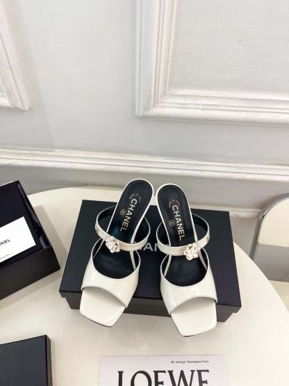 CHANE1 高品質ダブルC カメリア ハイヒールサンダル【50％割引+送料無料】