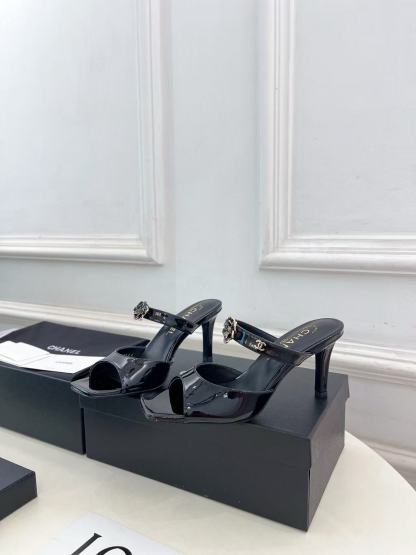 CHANE1 高品質ダブルC カメリア ハイヒールサンダル【50％割引+送料無料】