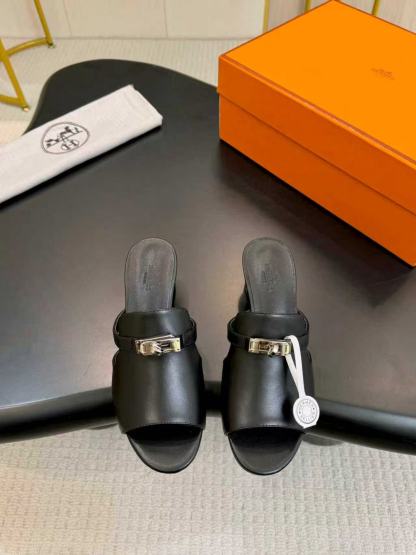 HERME5高品質エナメル金具バックルローヒールシューズ【50％割引+送料無料】