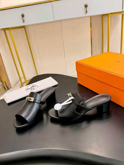 HERME5高品質エナメル金具バックルローヒールシューズ【50％割引+送料無料】