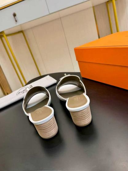 HERME5高品質エナメル金具バックルローヒールシューズ【50％割引+送料無料】