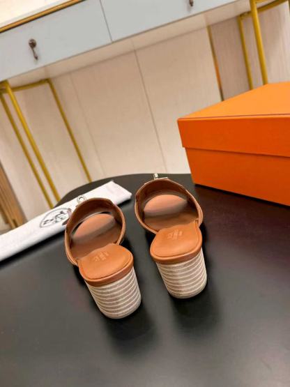 HERME5高品質エナメル金具バックルローヒールシューズ【50％割引+送料無料】