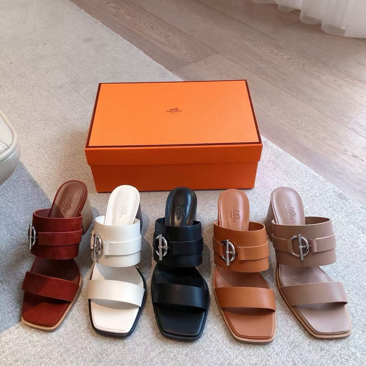 HERME5 高品質ハードウェアバックルローヒールシューズ【50％割引+送料無料】