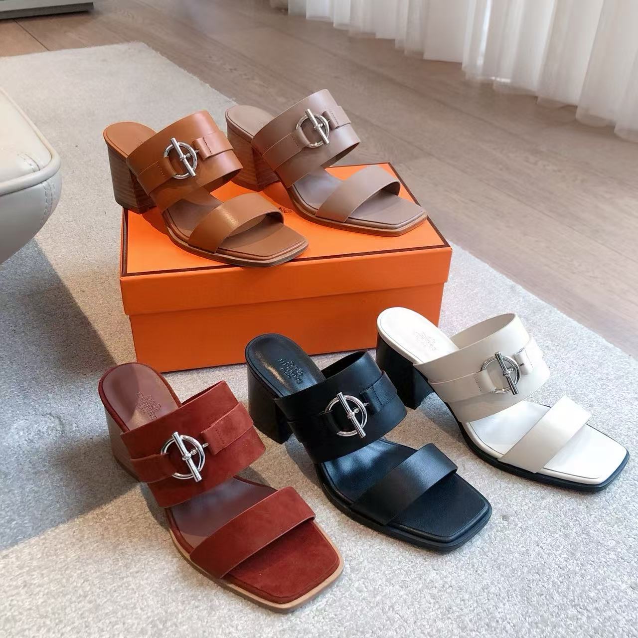 HERME5 高品質ハードウェアバックルローヒールシューズ【50％割引+送料無料】