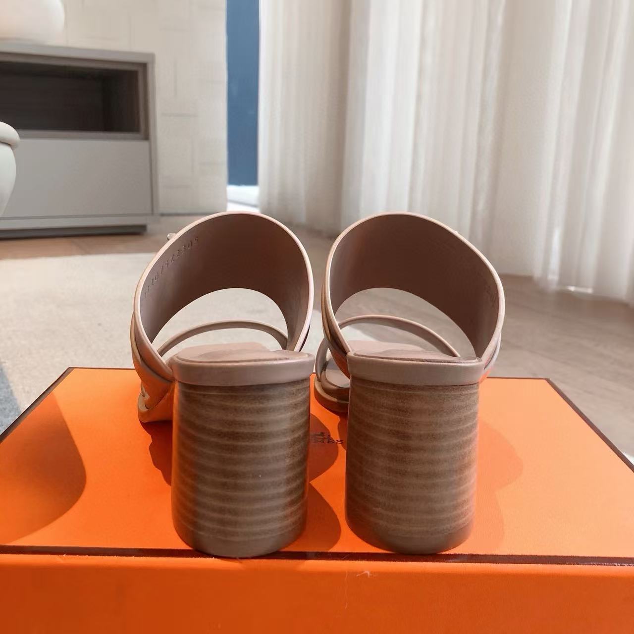 HERME5 高品質ハードウェアバックルローヒールシューズ【50％割引+送料無料】