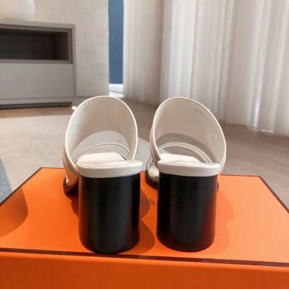 HERME5 高品質ハードウェアバックルローヒールシューズ【50％割引+送料無料】