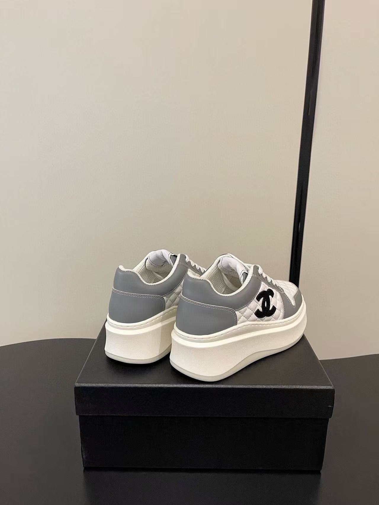 CHANE1 高品質ダブルCプラットフォームシューズ【50％割引+送料無料】