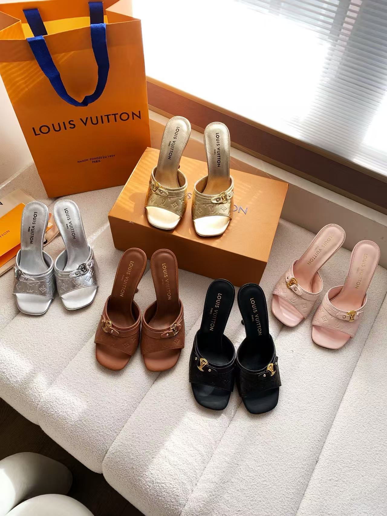 LVの高品質牛革プリントハイヒール【50％割引+送料無料】