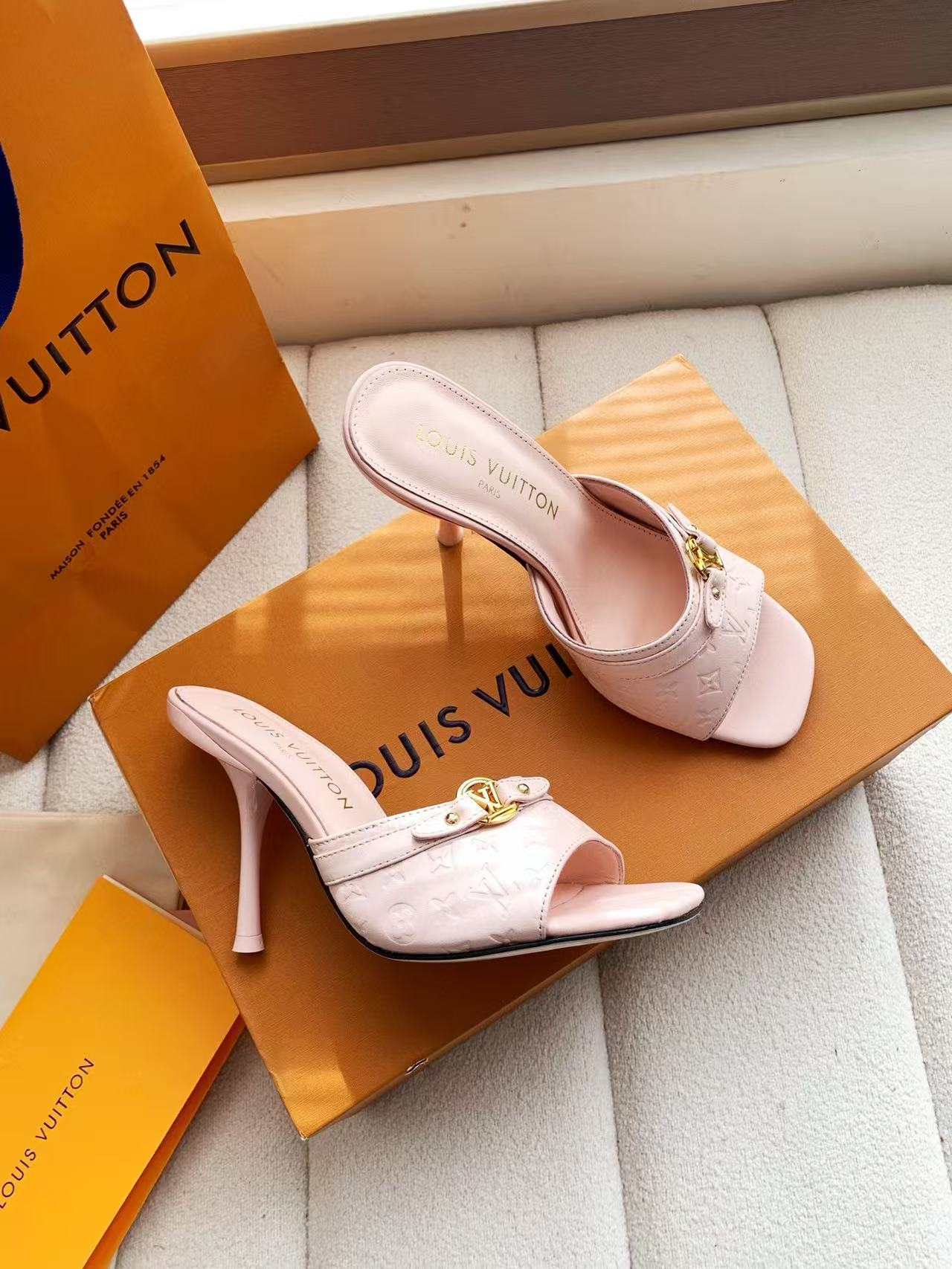 LVの高品質牛革プリントハイヒール【50％割引+送料無料】