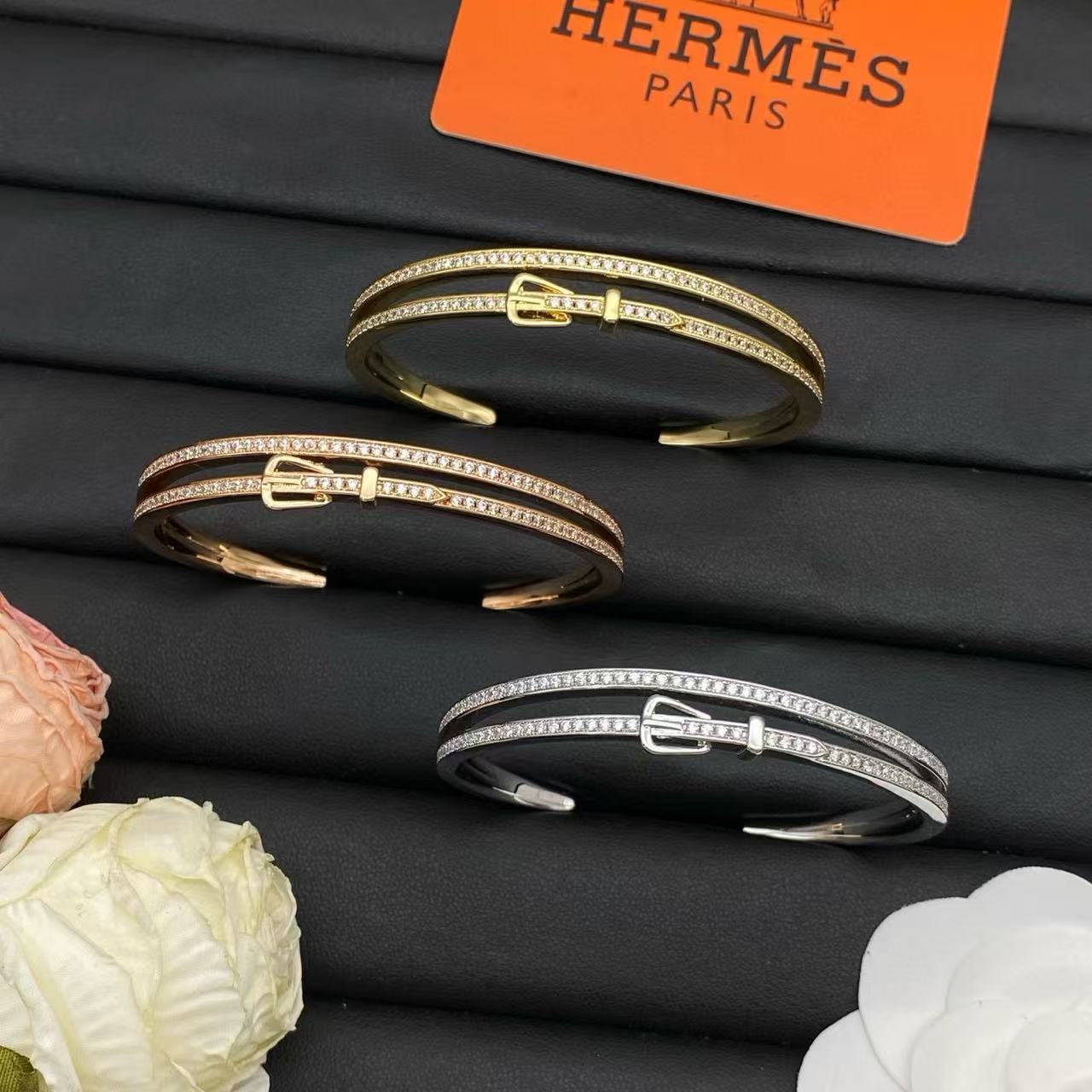 HERME5 ダイヤモンドをちりばめたブレスレット【50％割引+送料無料】