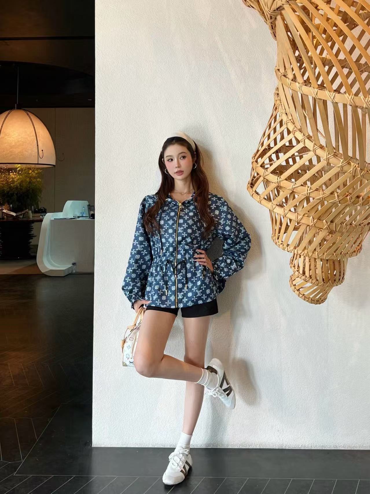 LVプリントフード付きジャケット【50％割引+送料無料】