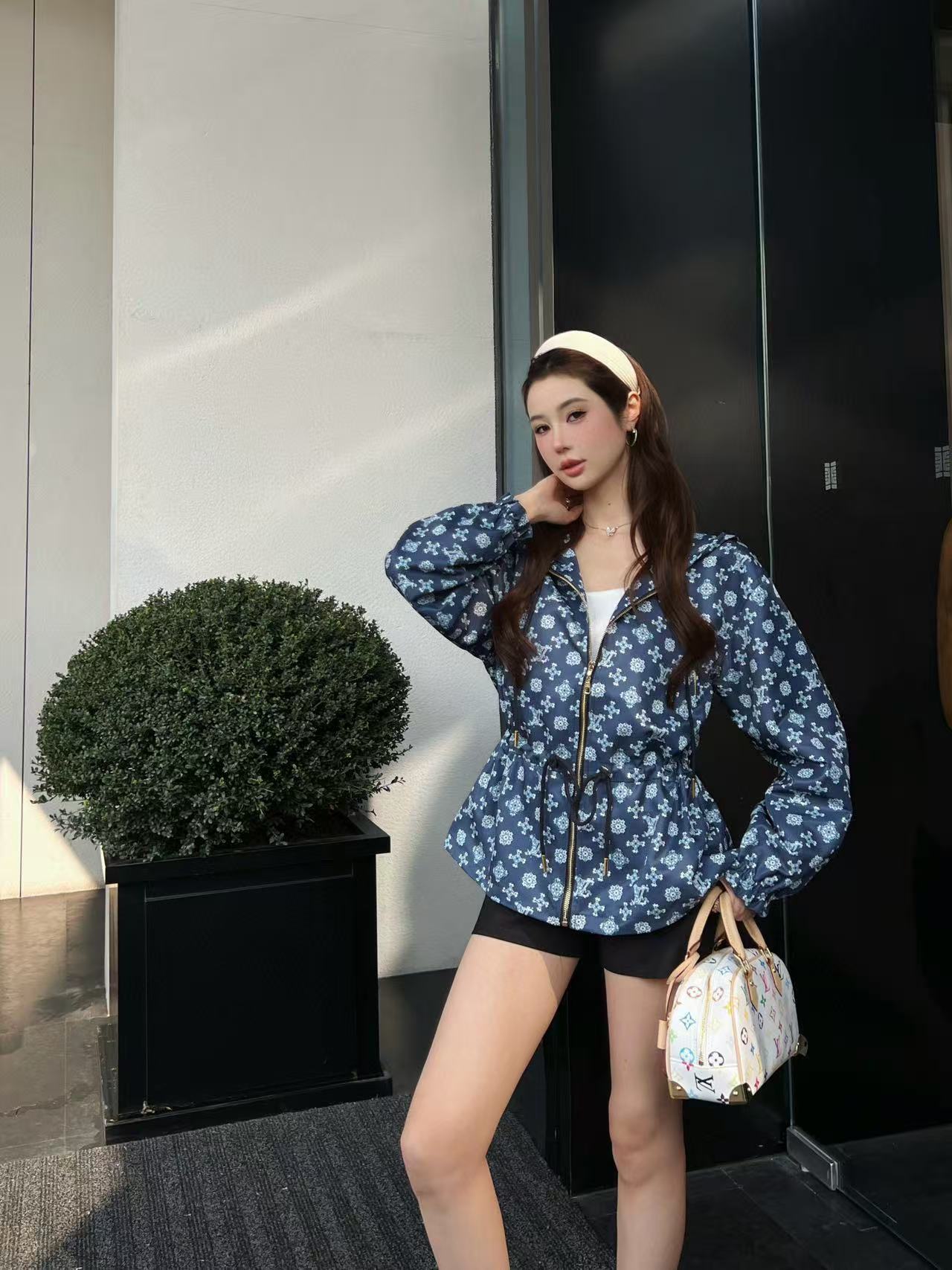 LVプリントフード付きジャケット【50％割引+送料無料】