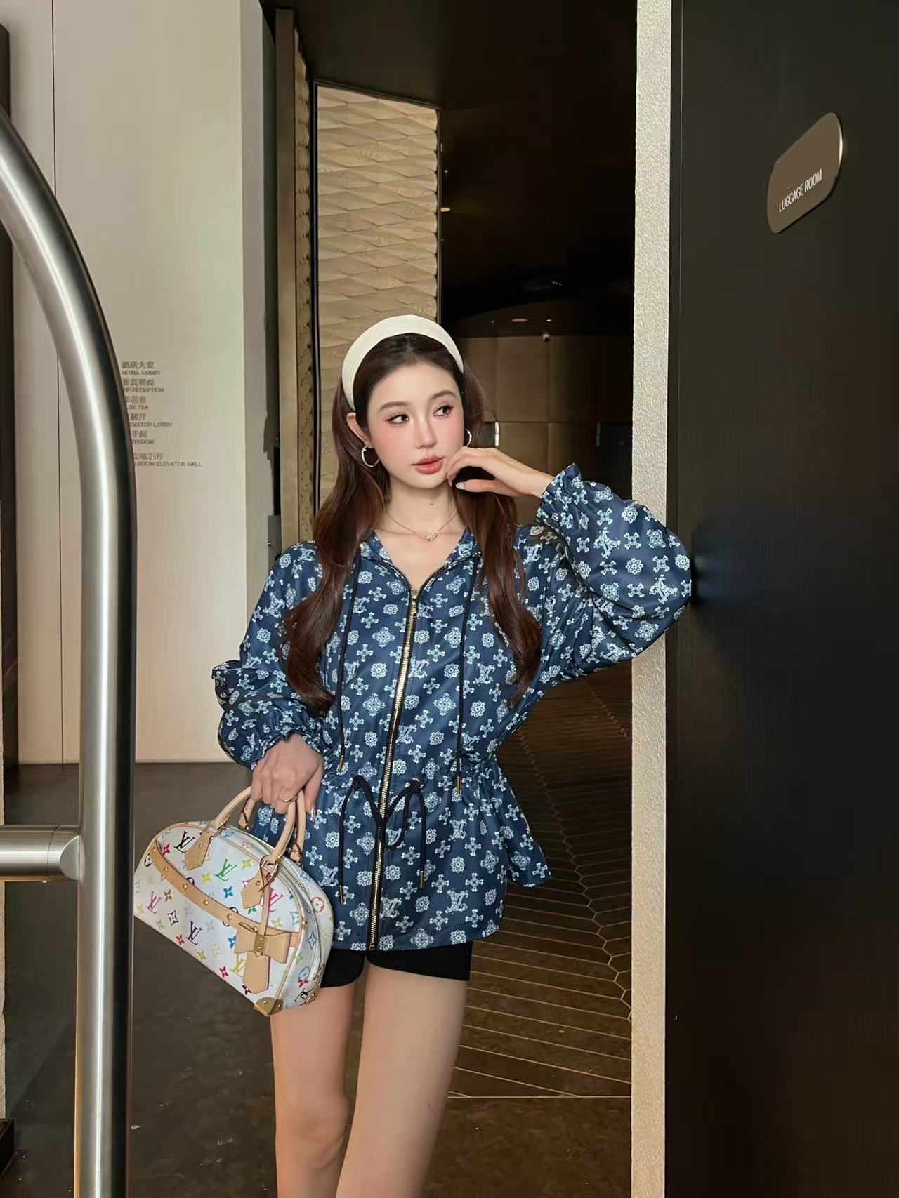 LVプリントフード付きジャケット【50％割引+送料無料】