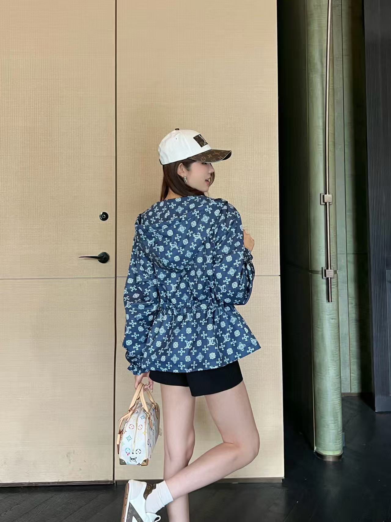 LVプリントフード付きジャケット【50％割引+送料無料】