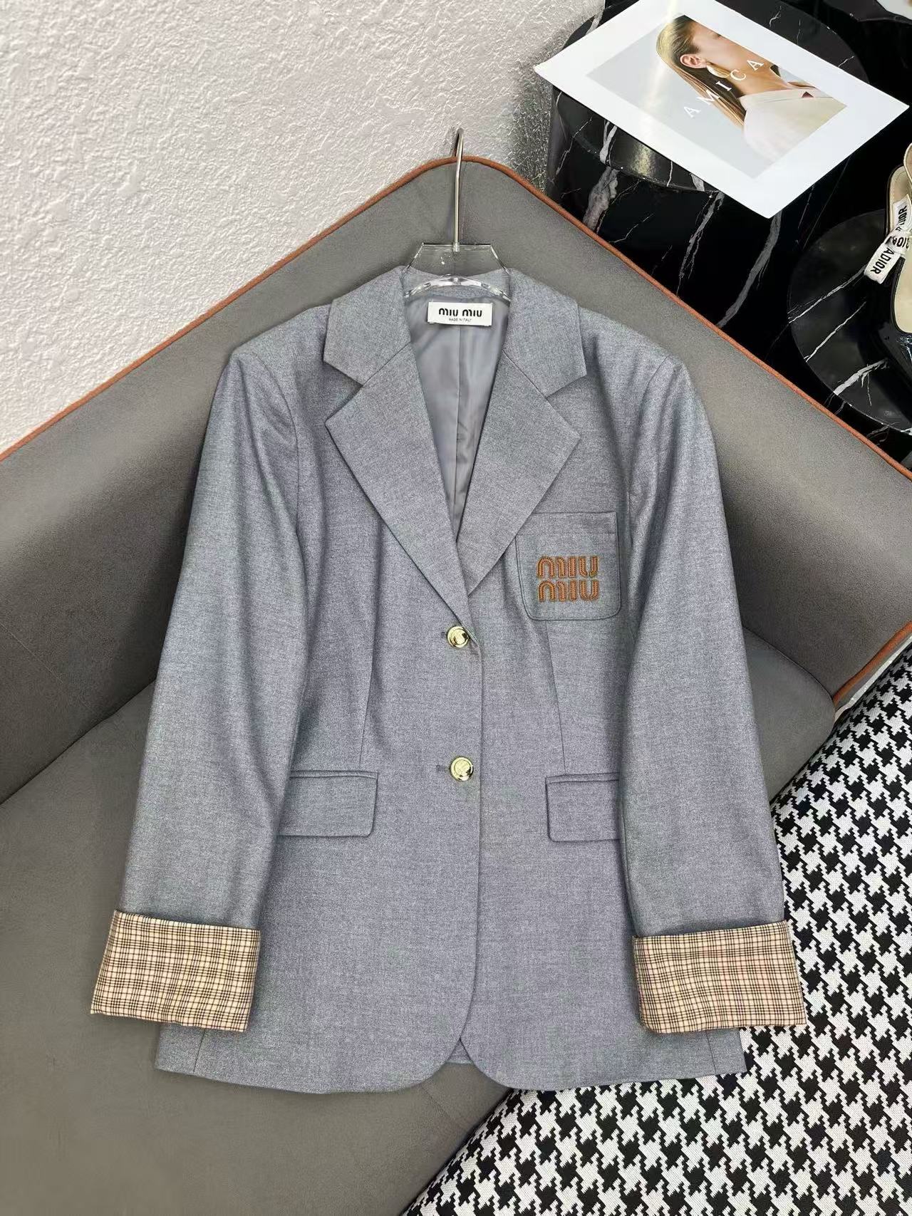 M1UM1U ミニマリスト レター スーツ ジャケット【50％割引+送料無料】