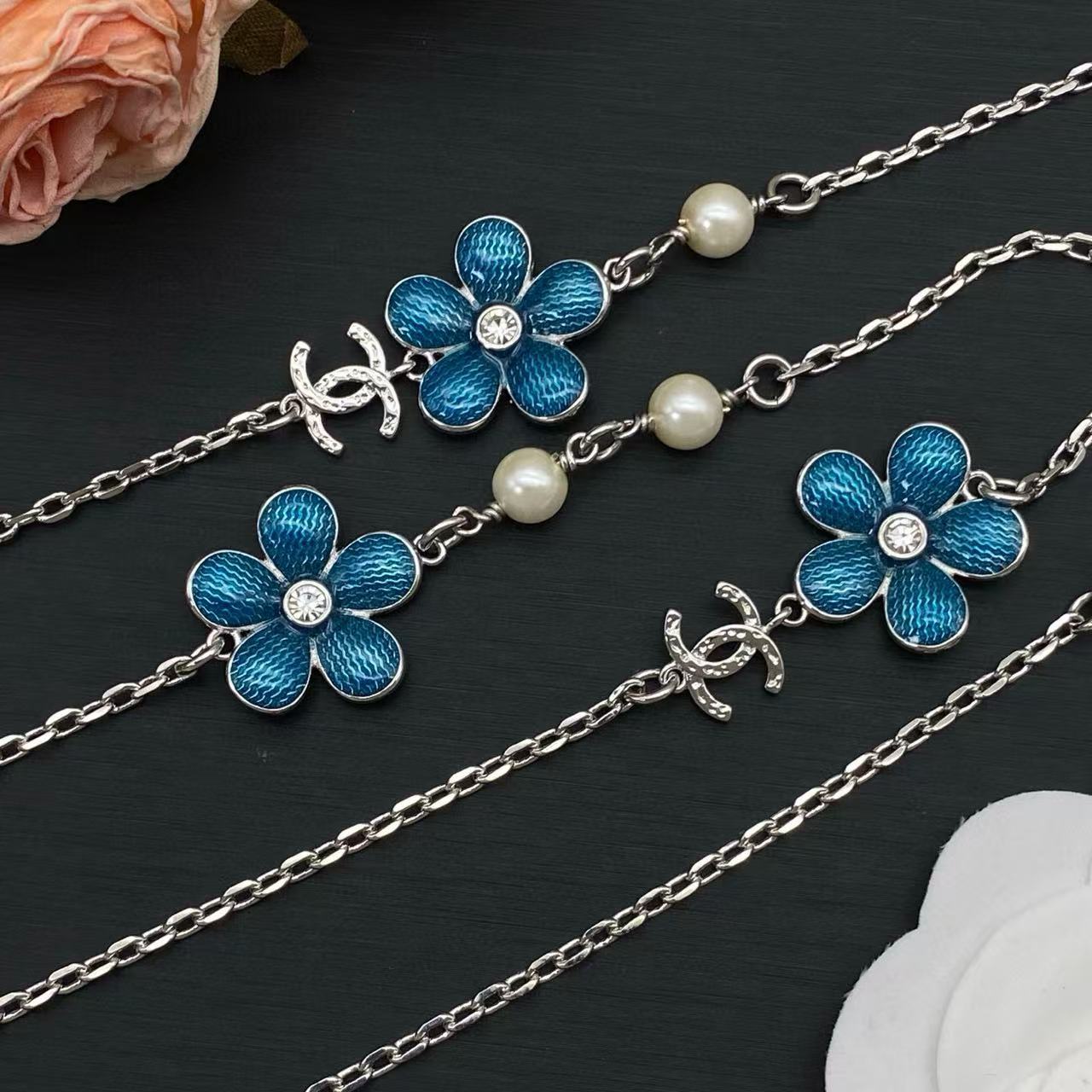 CHANE1 ブルーフローラルダブルCセーターチェーン【50％割引+送料無料】