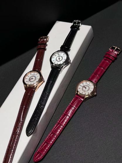 CHANE1 レザーストラップ レディースウォッチ【50％割引+送料無料】