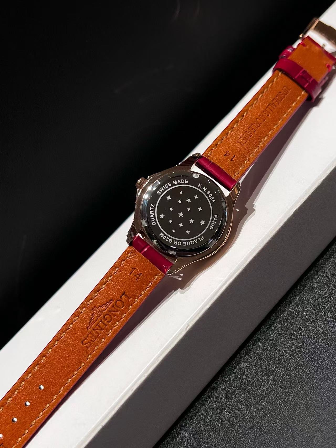 CHANE1 レザーストラップ レディースウォッチ【50％割引+送料無料】