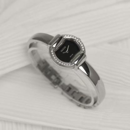 GUCC1 ダイヤモンドブレスレットウォッチ【50％割引+送料無料】