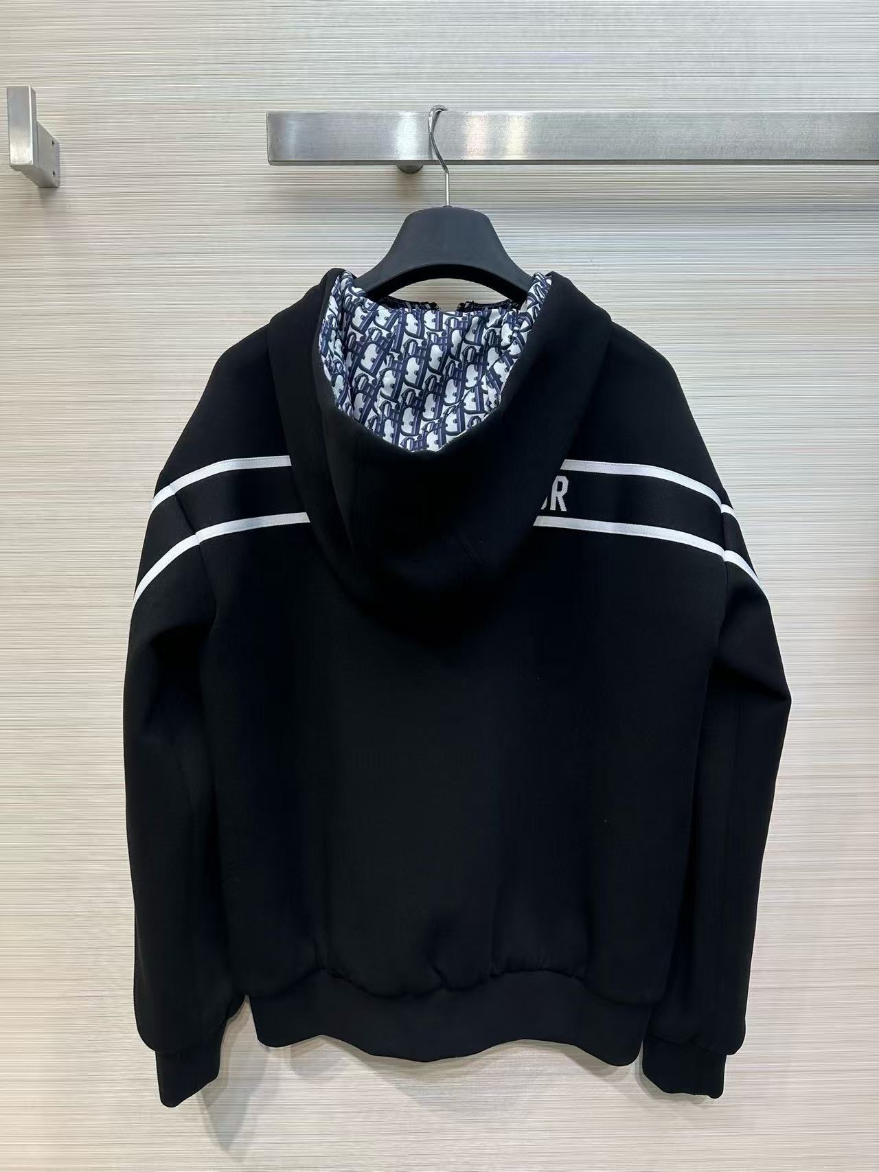 DIORレターフードジャケット【50％割引+送料無料】