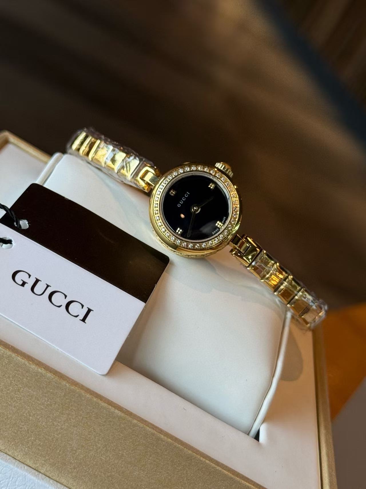 GUCC1 ダイヤモンドセット ラウンド型レディースウォッチ【50％割引+送料無料】