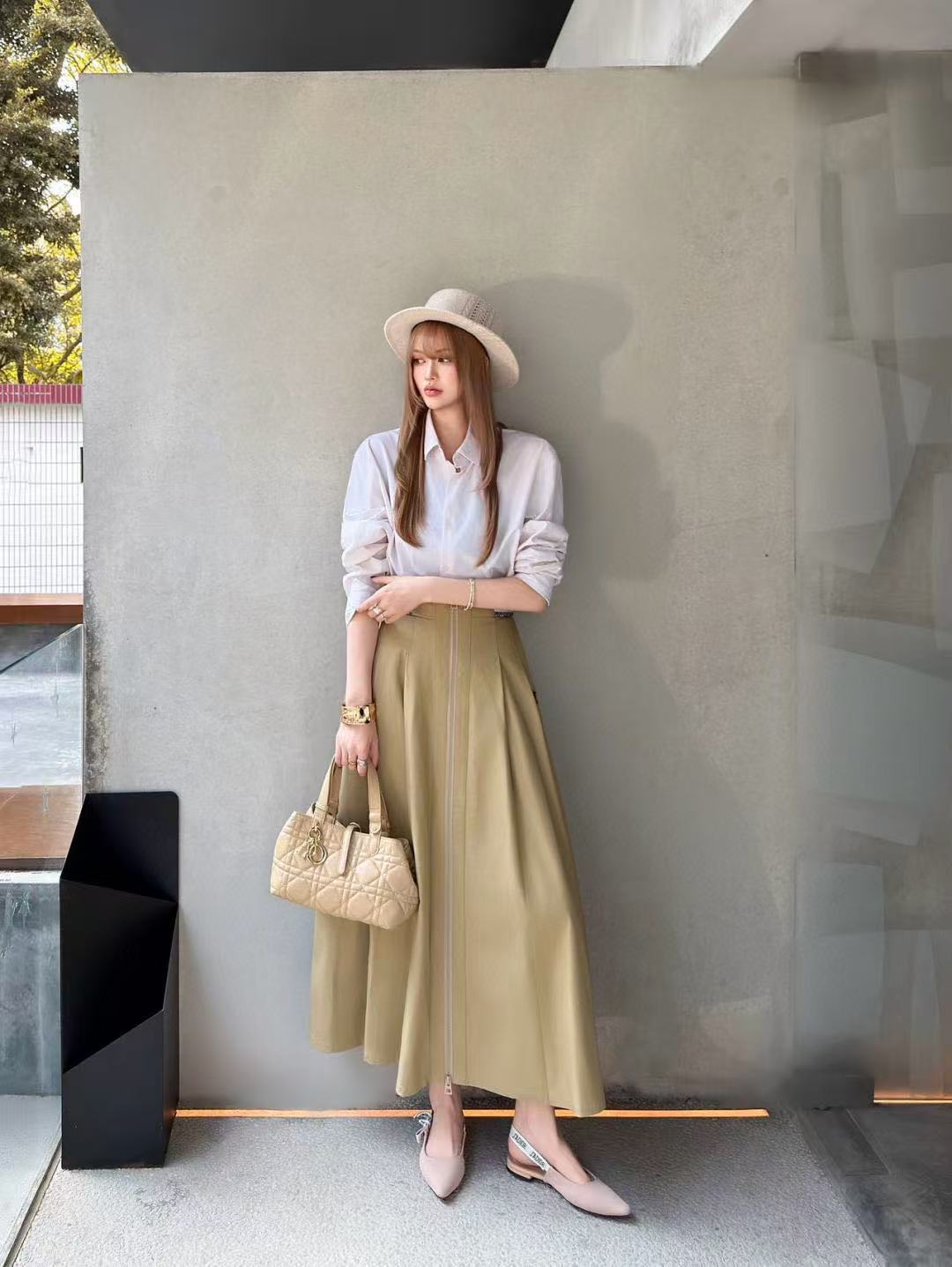 DIOR エラスティックウエスト ミディスカート【50％割引+送料無料】