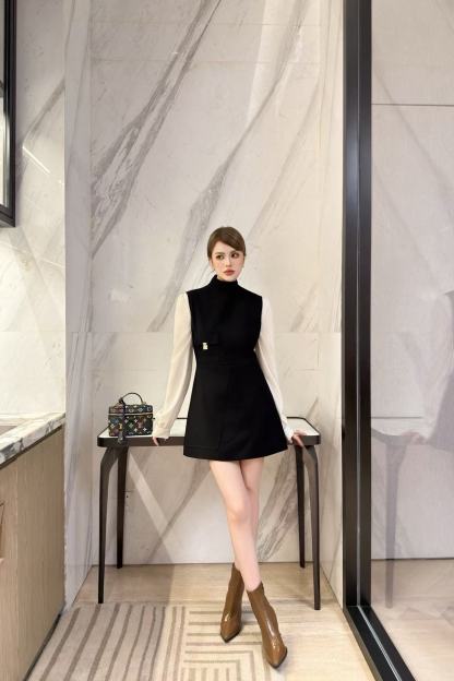 LVミニマリストノースリーブドレス【50％割引+送料無料】