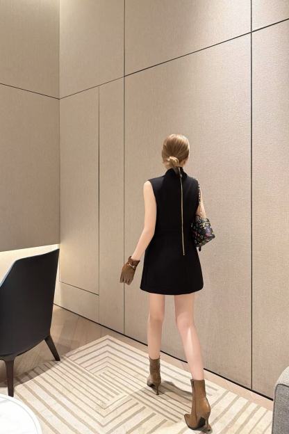 LVミニマリストノースリーブドレス【50％割引+送料無料】