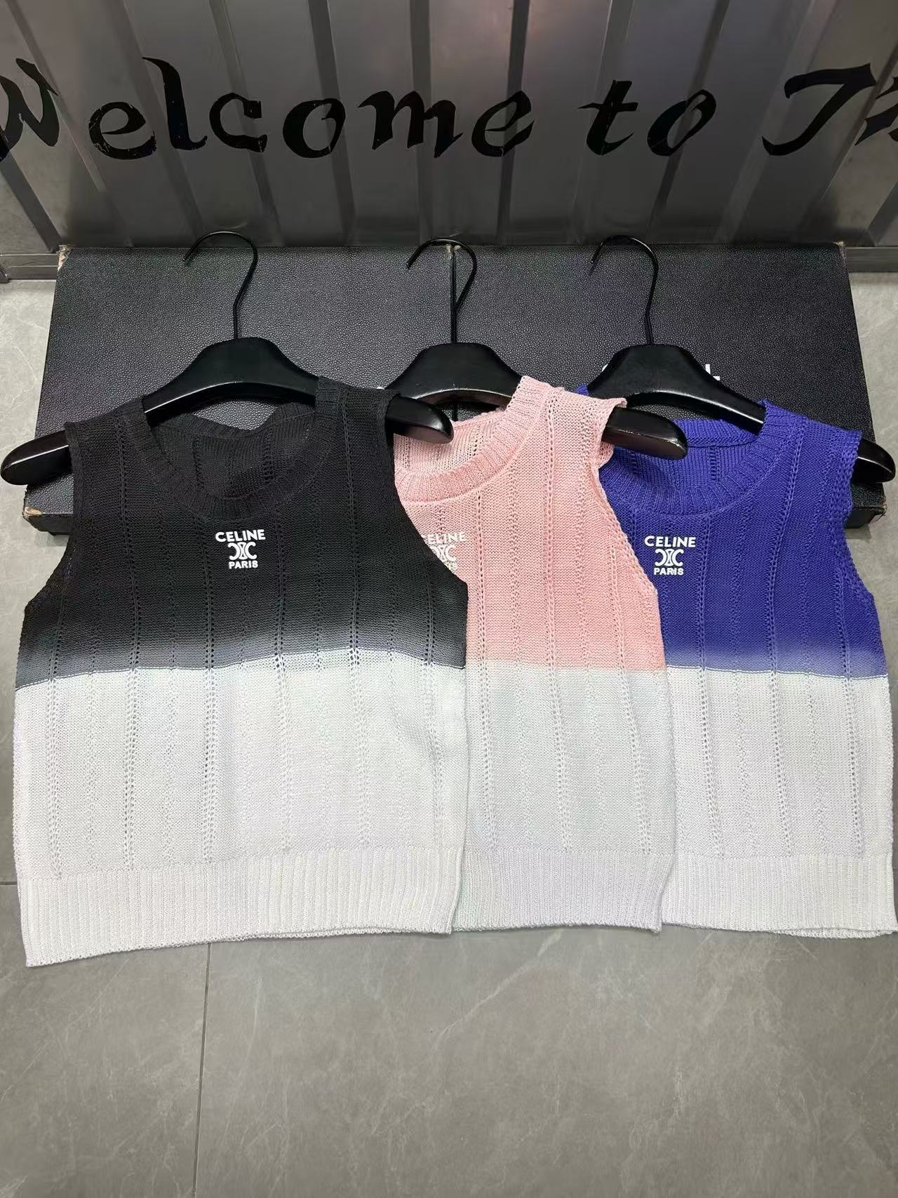 CEL1NE 刺繍レター凱旋門ウールベスト【50％割引+送料無料】