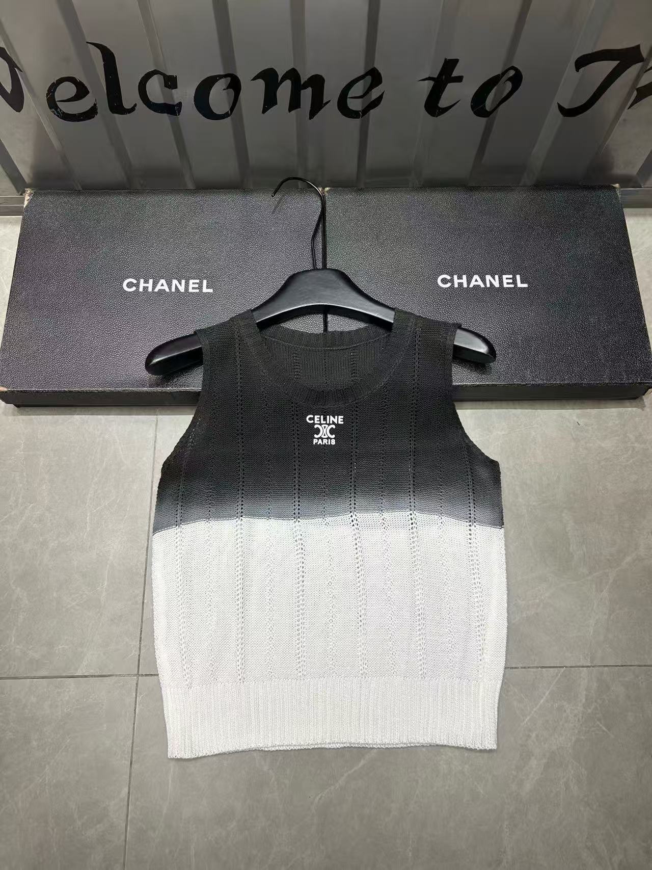 CEL1NE 刺繍レター凱旋門ウールベスト【50％割引+送料無料】