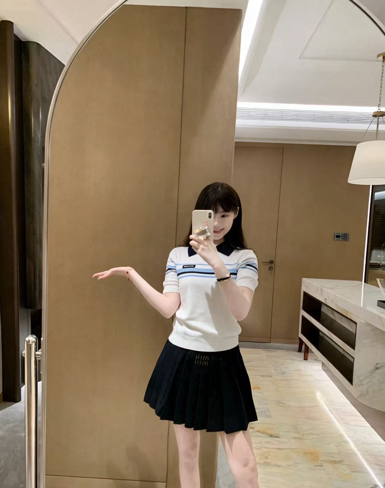 M1UM1U 襟付きウール半袖セーター【50％割引+送料無料】