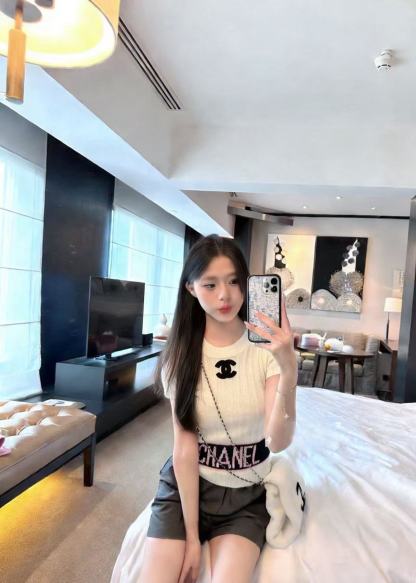 CHANE1 ダブルCレターウールセーター【50％割引+送料無料】