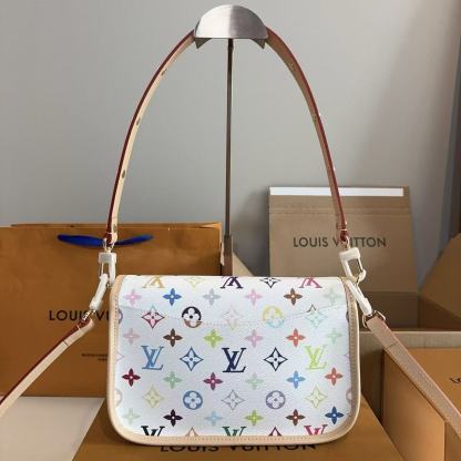 LVプリントのアンダーアームバッグ【50％割引+送料無料】