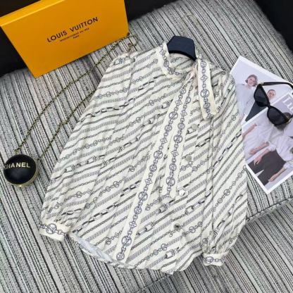 LVプリントシャツとスカートのツーピースセット【50％割引+送料無料】