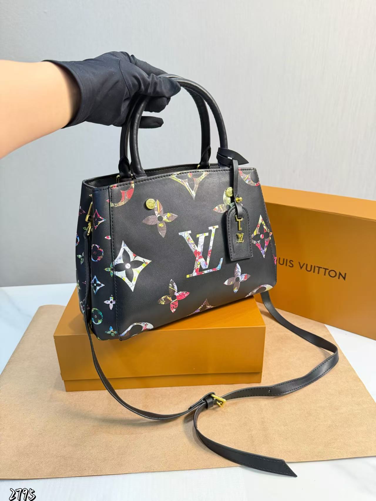 LV四つ葉のクローバープリントハンドバッグ【50％割引+送料無料】