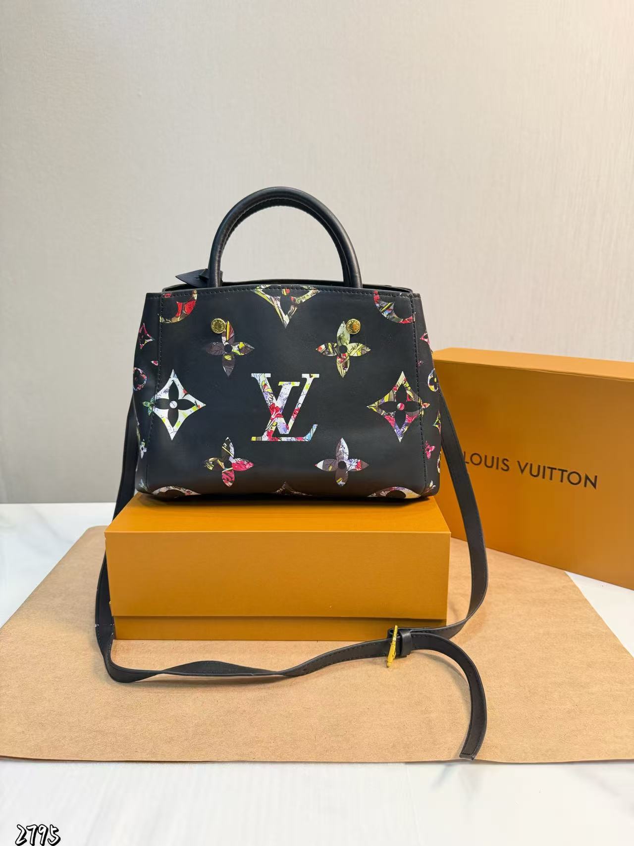 LV四つ葉のクローバープリントハンドバッグ【50％割引+送料無料】