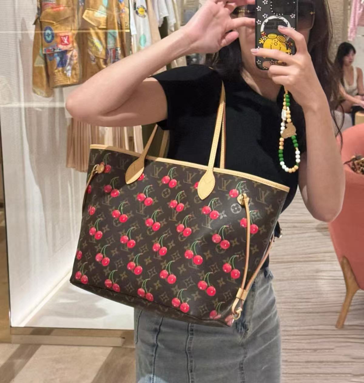 LVチェリーショッピングバッグ【50％割引+送料無料】