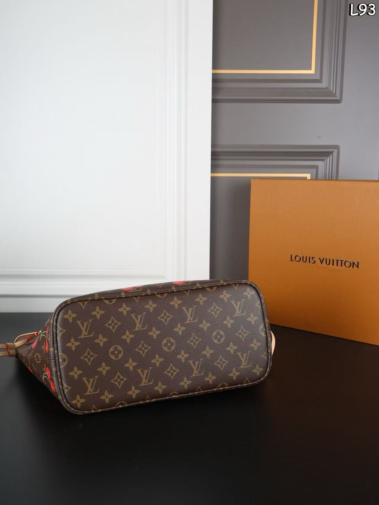 LVチェリーショッピングバッグ【50％割引+送料無料】